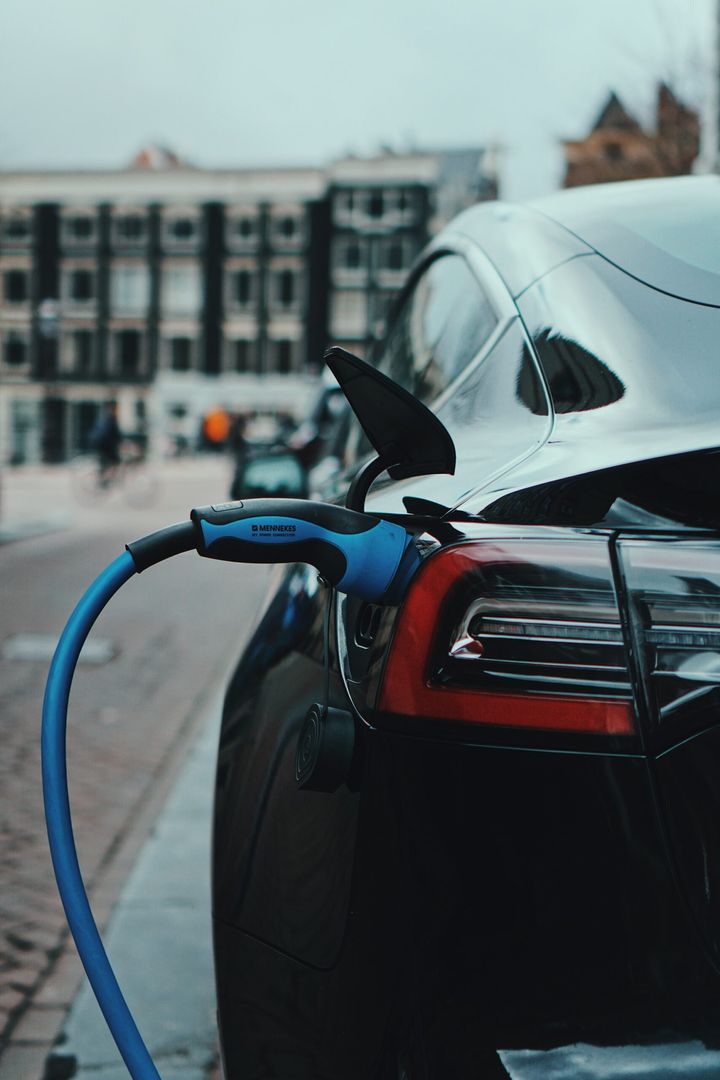 Are Electric Cars Really Cheaper to Maintain than Gas?